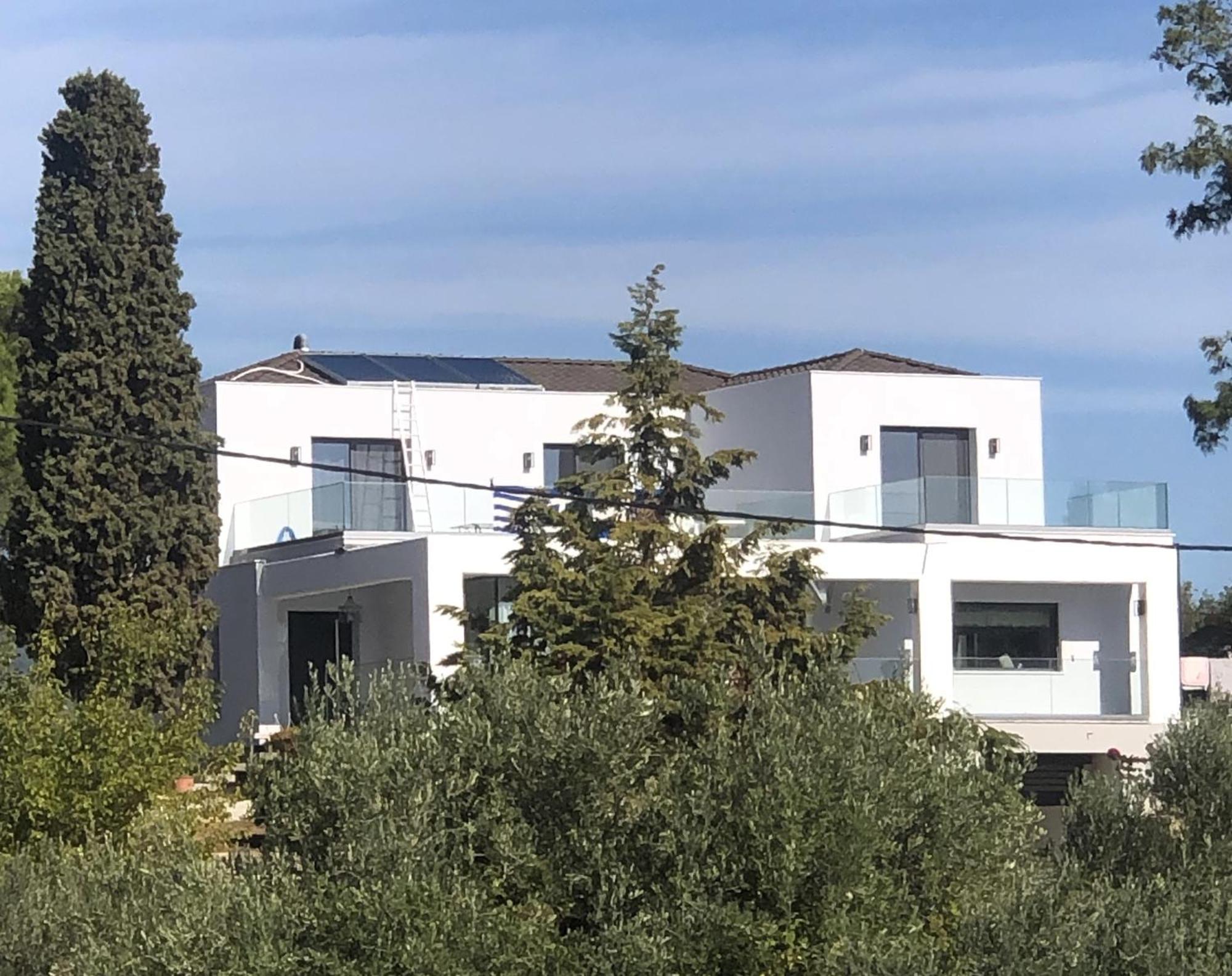 Acra Melia Apartment Palaiontsiflikion Exterior photo
